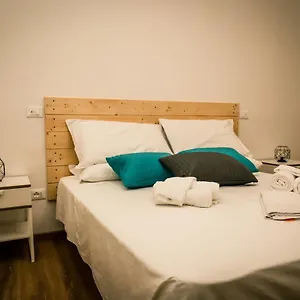  Appartamento Hostly - Nicole - 2br In Full Center Italia